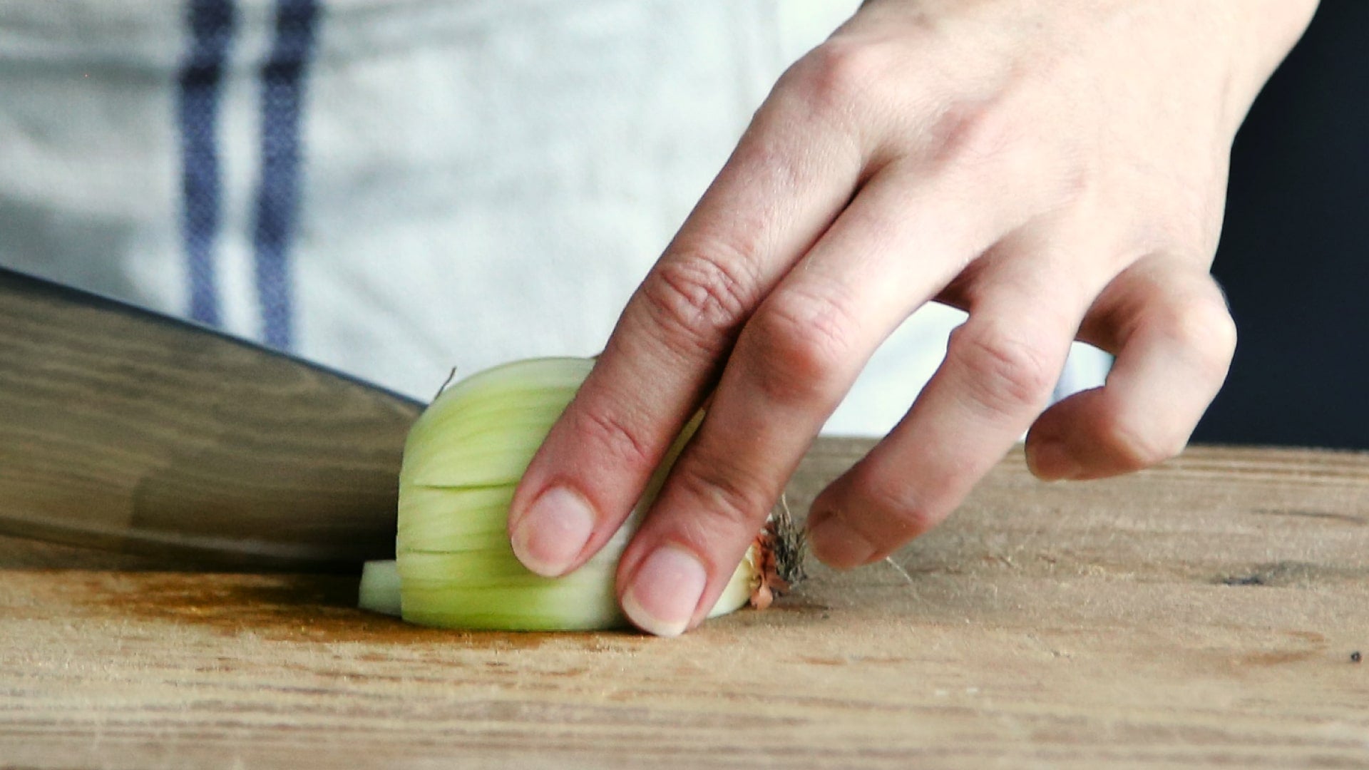 Goggles for cutting onions. : r/mildlyinteresting